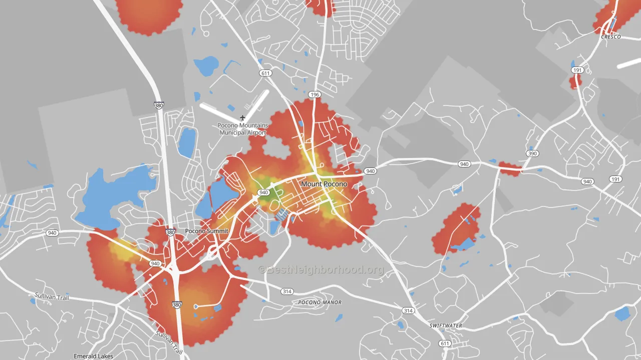 Walk Grade map of Mount Pocono, PA, walkable areas in green and car-dependent areas in red