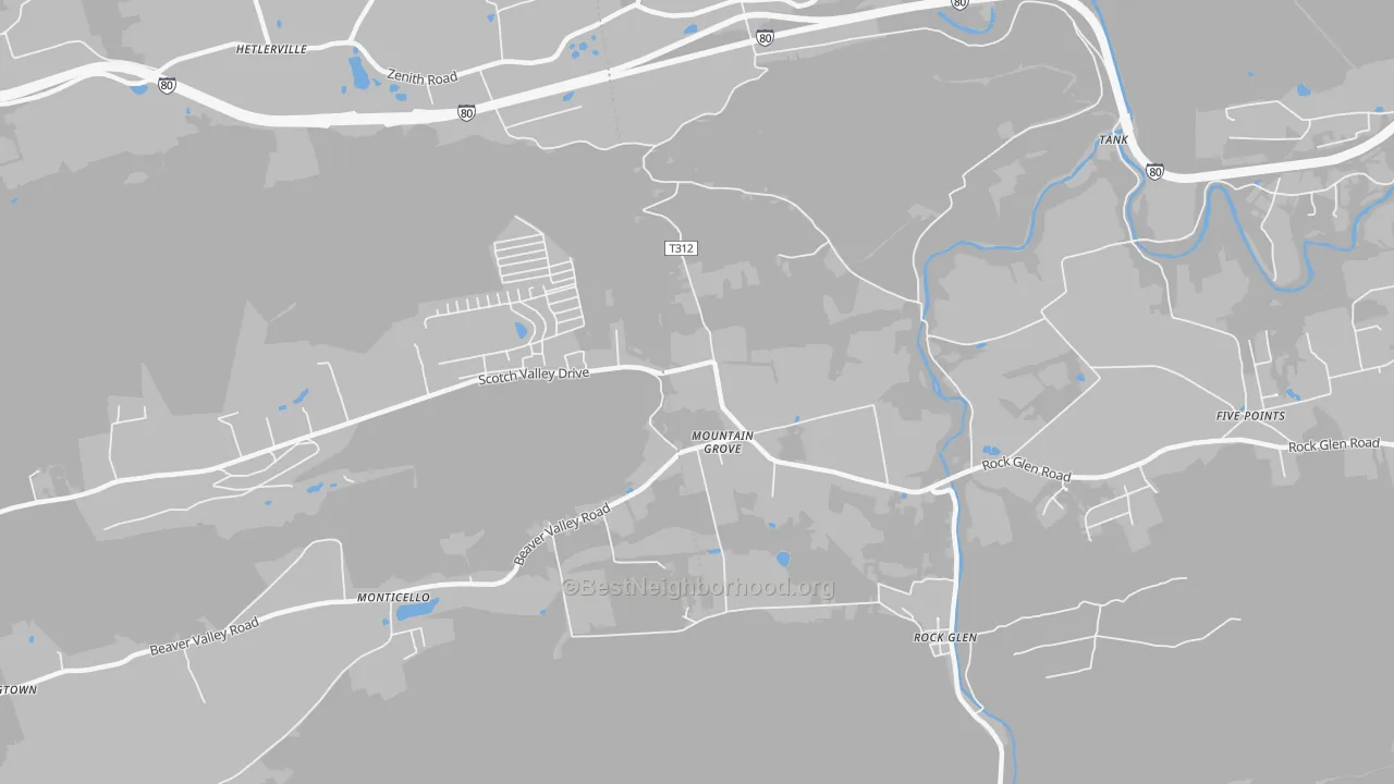 Walk Grade map of Mountain Grove, PA, walkable areas in green and car-dependent areas in red