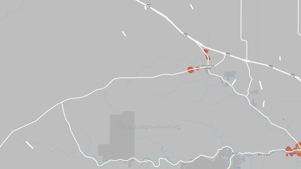 Walk Grade map of Mountain Home, TX, walkable areas in green and car-dependent areas in red