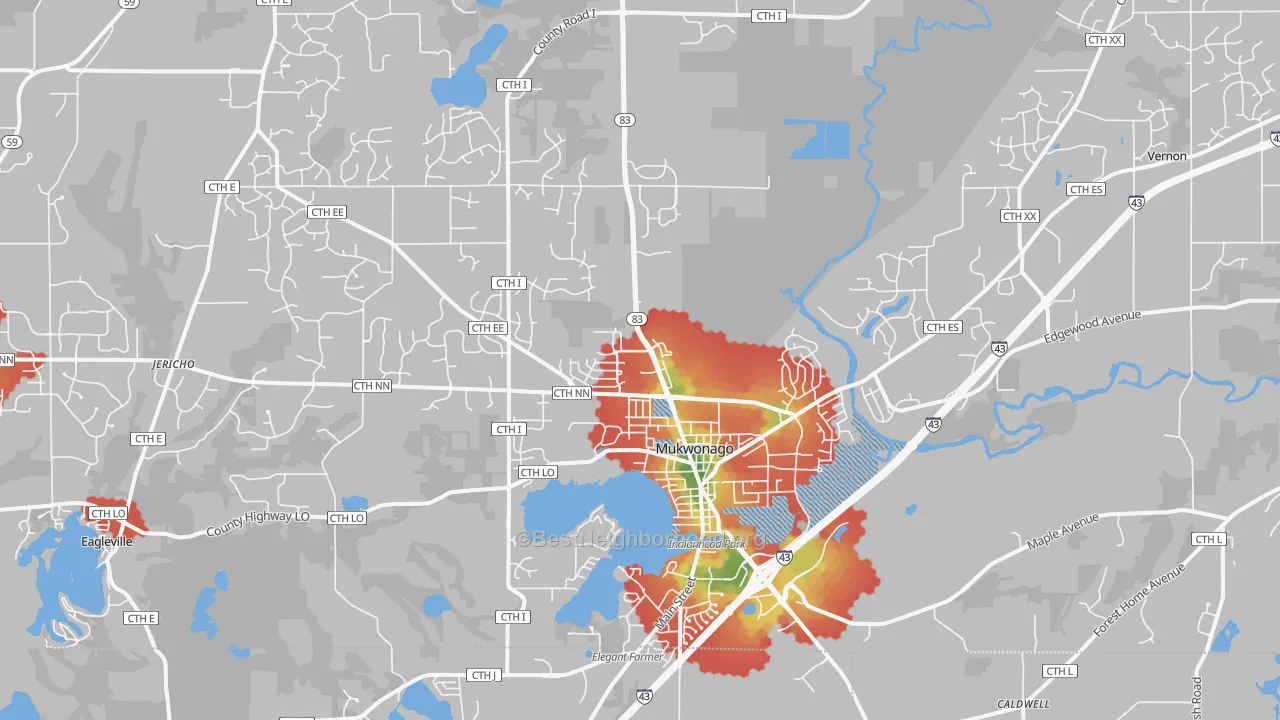 Walk Grade map of Mukwonago, WI, walkable areas in green and car-dependent areas in red
