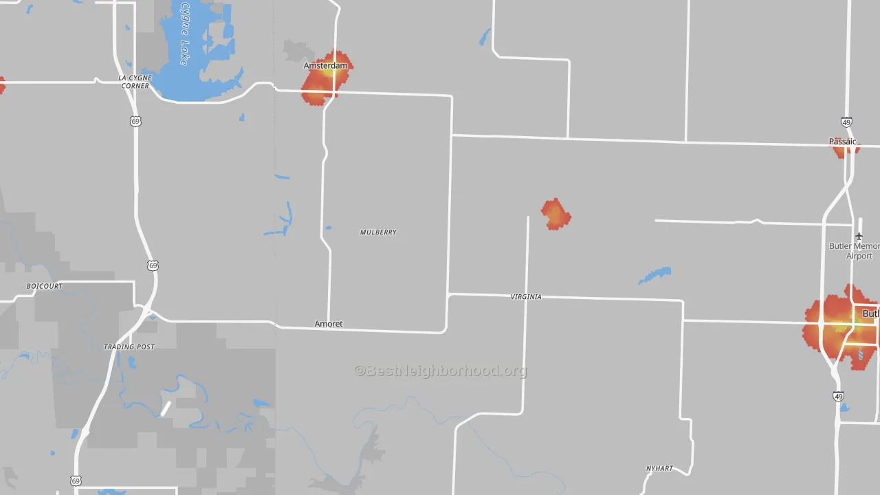 Walk Grade map of Mulberry, MO, walkable areas in green and car-dependent areas in red