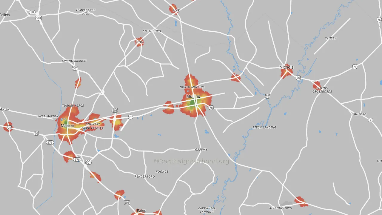 Walk Grade map of Mullins, SC, walkable areas in green and car-dependent areas in red