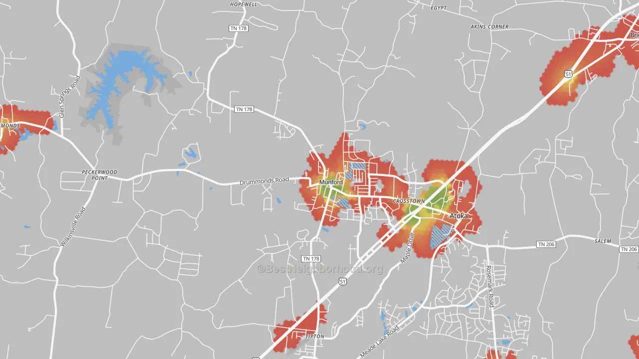 Walk Grade map of Munford, TN, walkable areas in green and car-dependent areas in red