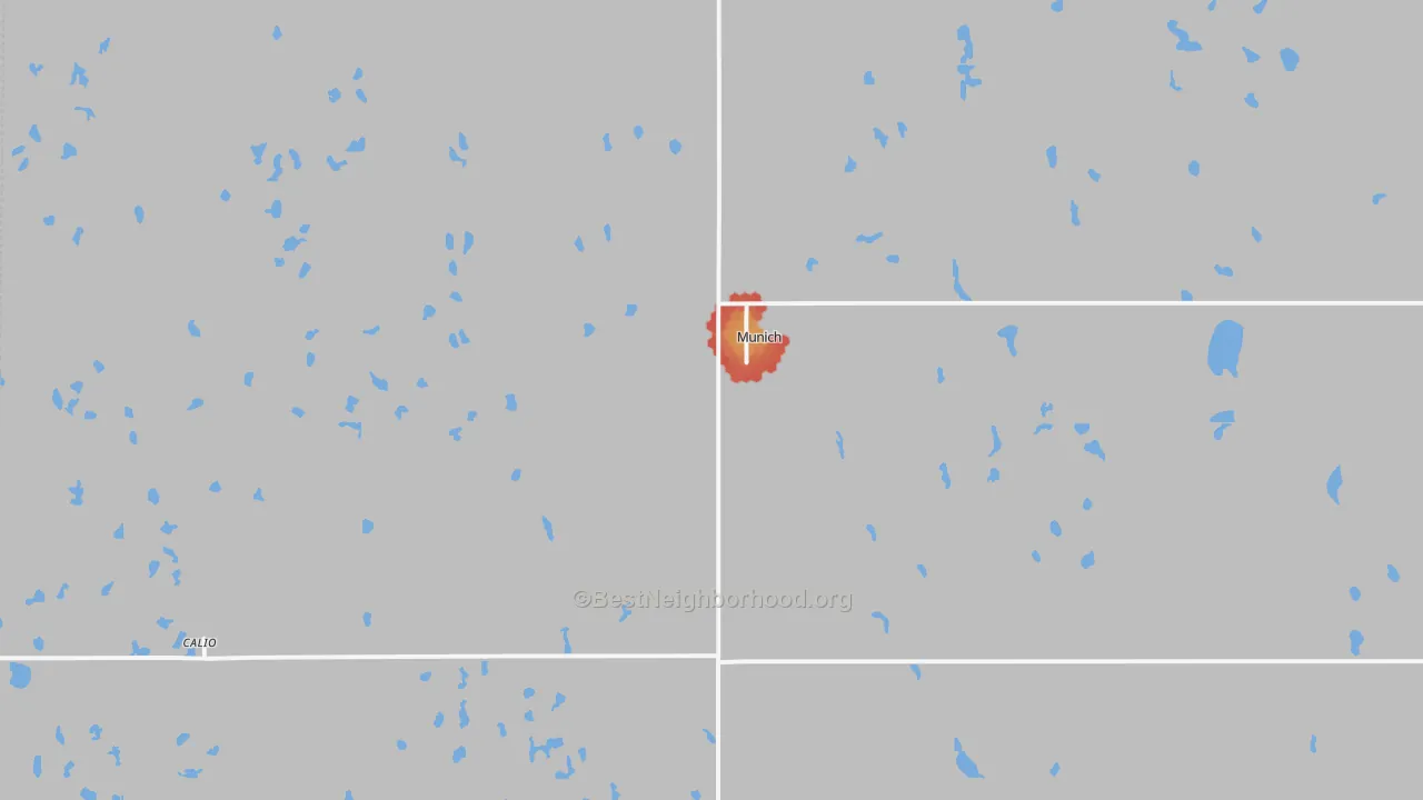 Walk Grade map of Munich, ND, walkable areas in green and car-dependent areas in red