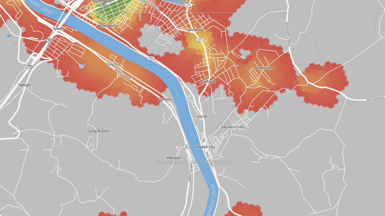 Walk Grade map of Naomi, PA, walkable areas in green and car-dependent areas in red