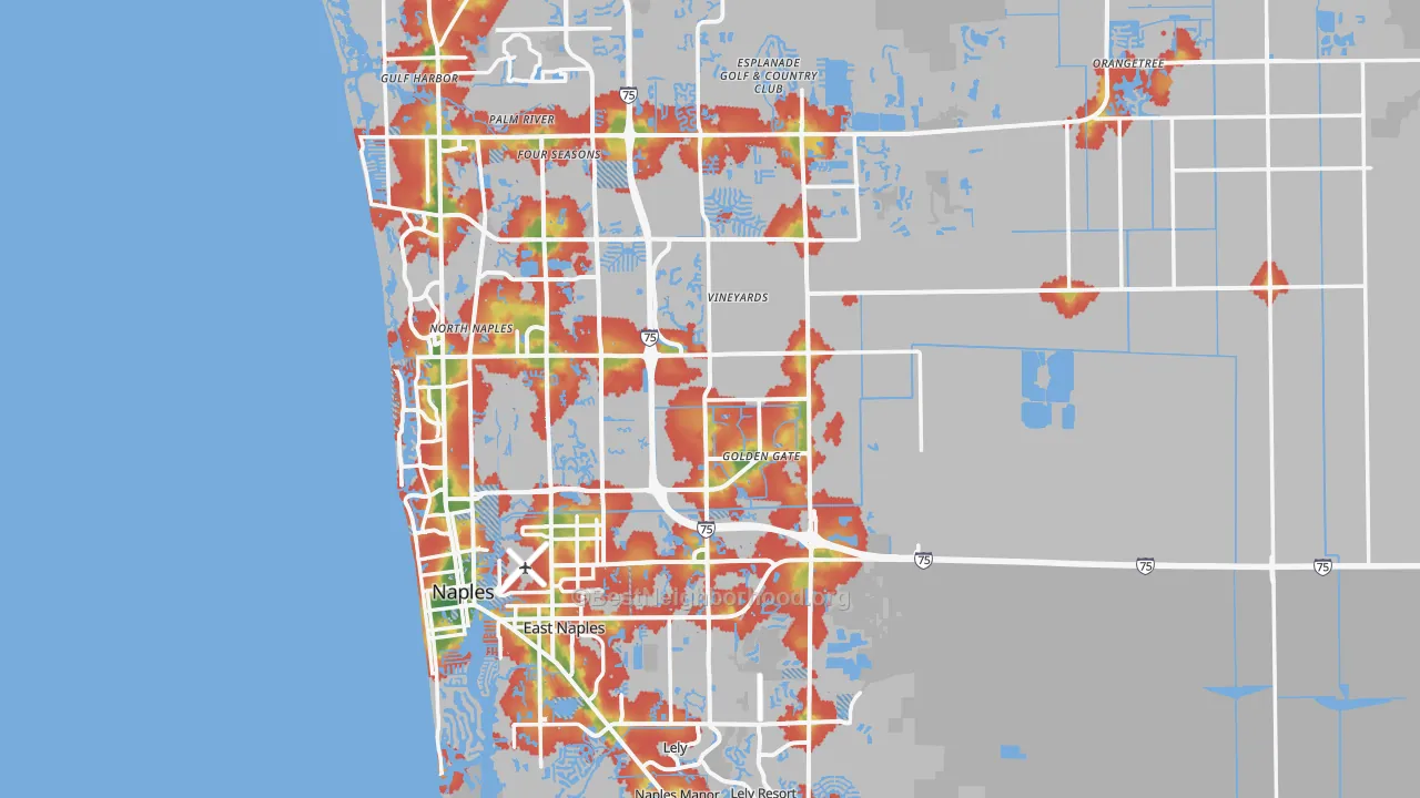 Walk Grade map of Naples, FL, walkable areas in green and car-dependent areas in red
