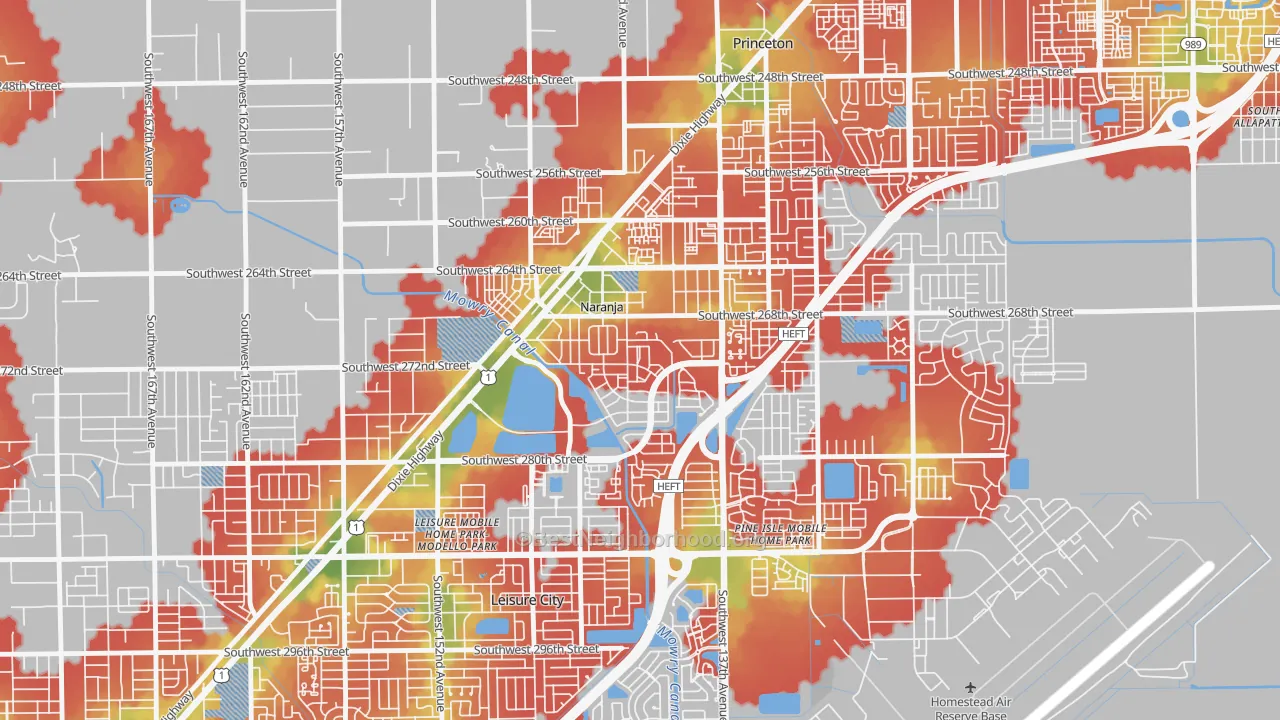 Walk Grade map of Naranja, FL, walkable areas in green and car-dependent areas in red