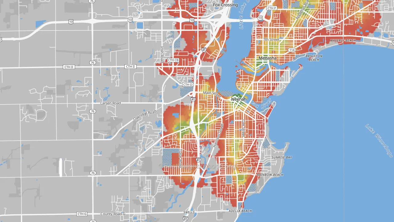 Walk Grade map of Neenah, WI, walkable areas in green and car-dependent areas in red