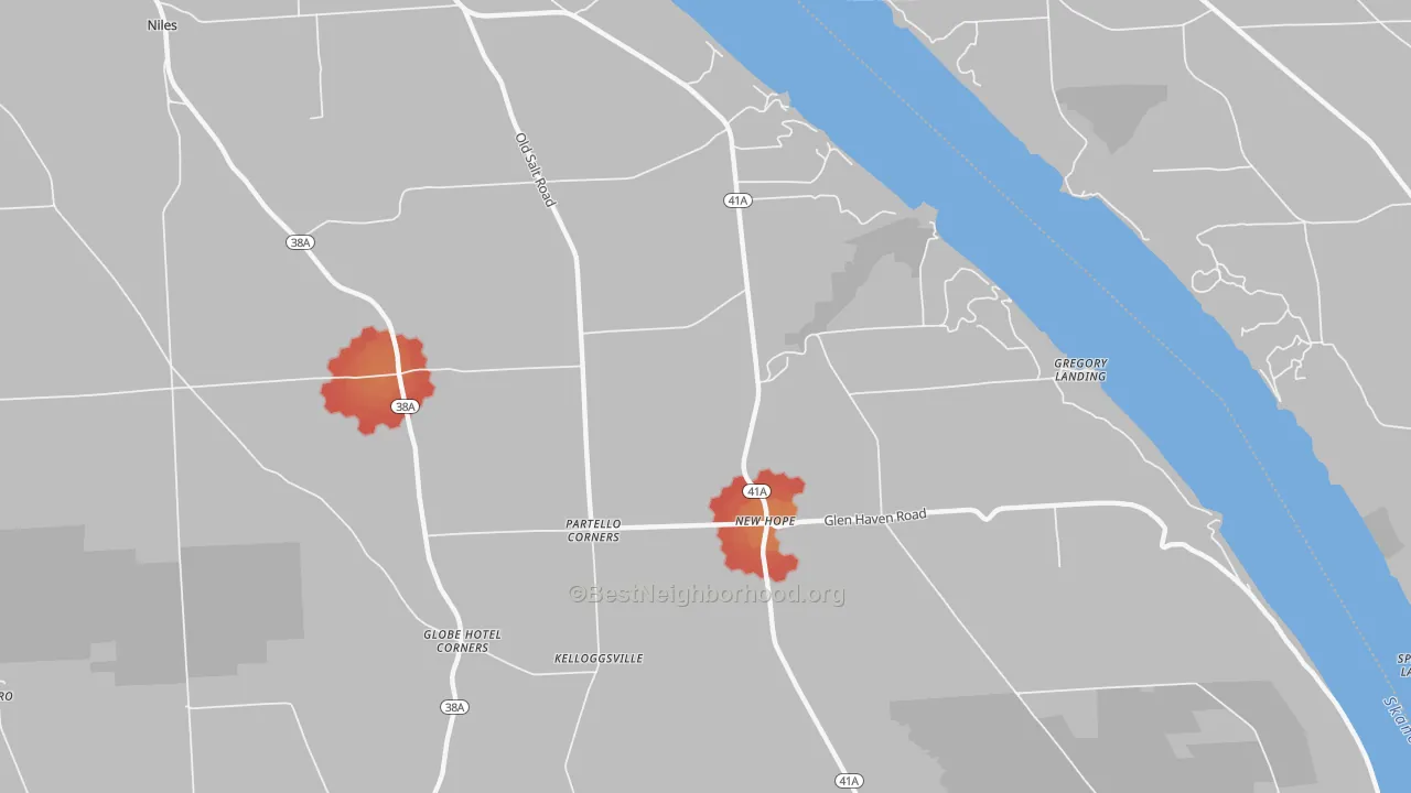 Walk Grade map of New Hope, NY, walkable areas in green and car-dependent areas in red