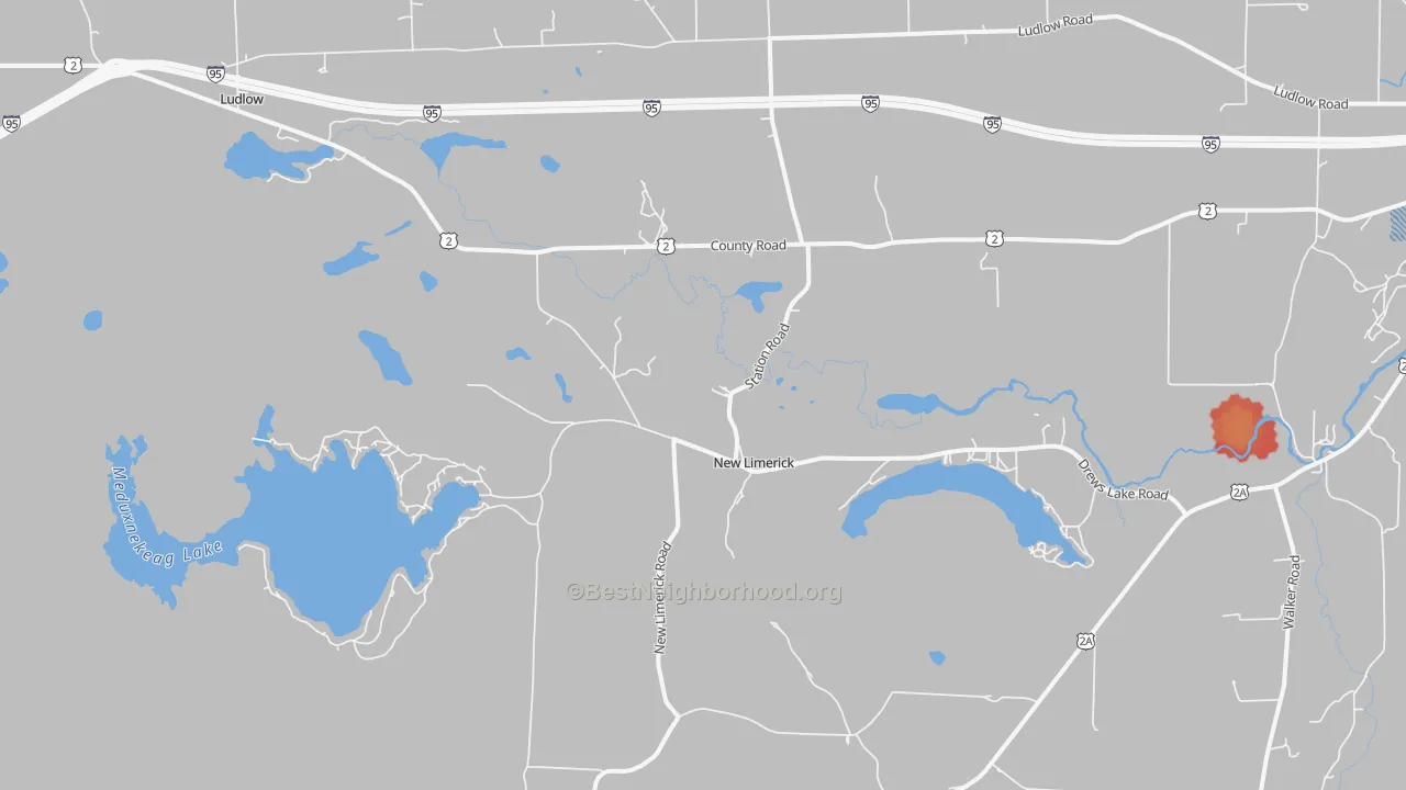 Walk Grade map of New Limerick, ME, walkable areas in green and car-dependent areas in red