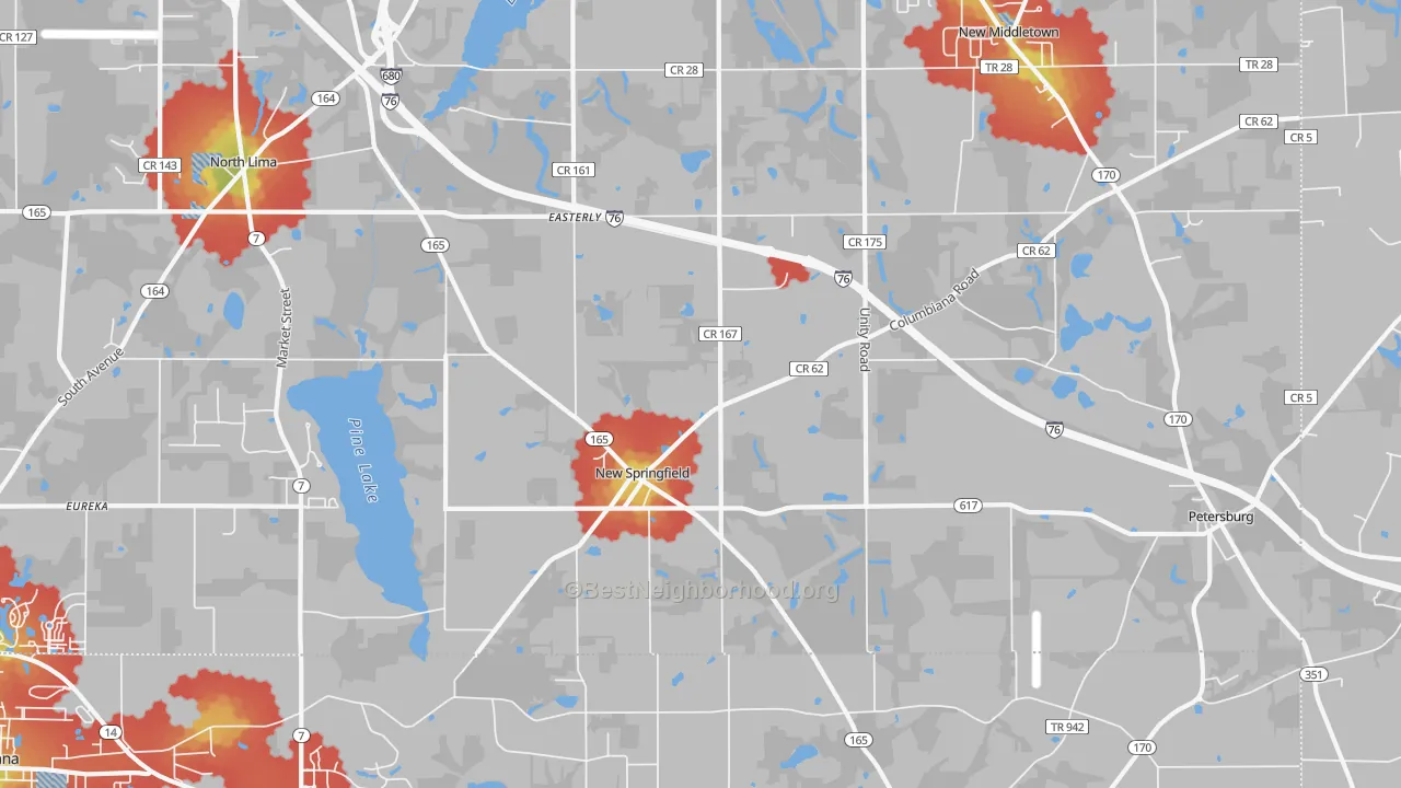 Walk Grade map of New Springfield, OH, walkable areas in green and car-dependent areas in red