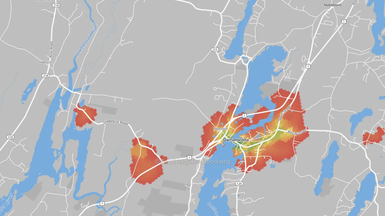 Walk Grade map of Newcastle, ME, walkable areas in green and car-dependent areas in red
