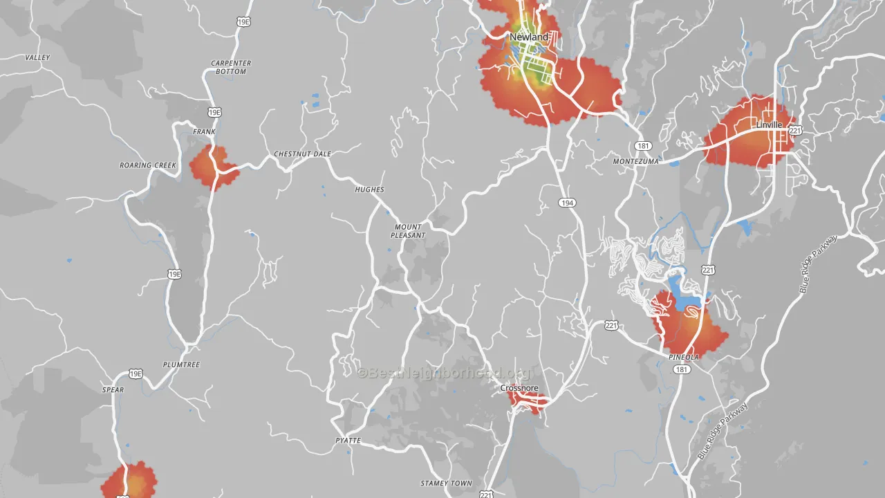 Walk Grade map of Newland, NC, walkable areas in green and car-dependent areas in red