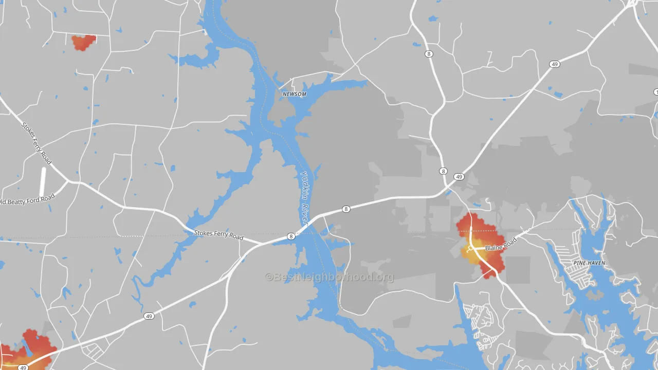 Walk Grade map of Newsom, NC, walkable areas in green and car-dependent areas in red