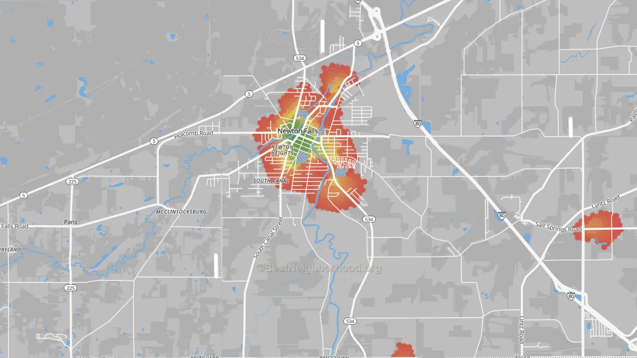 Walk Grade map of Newton Falls, OH, walkable areas in green and car-dependent areas in red