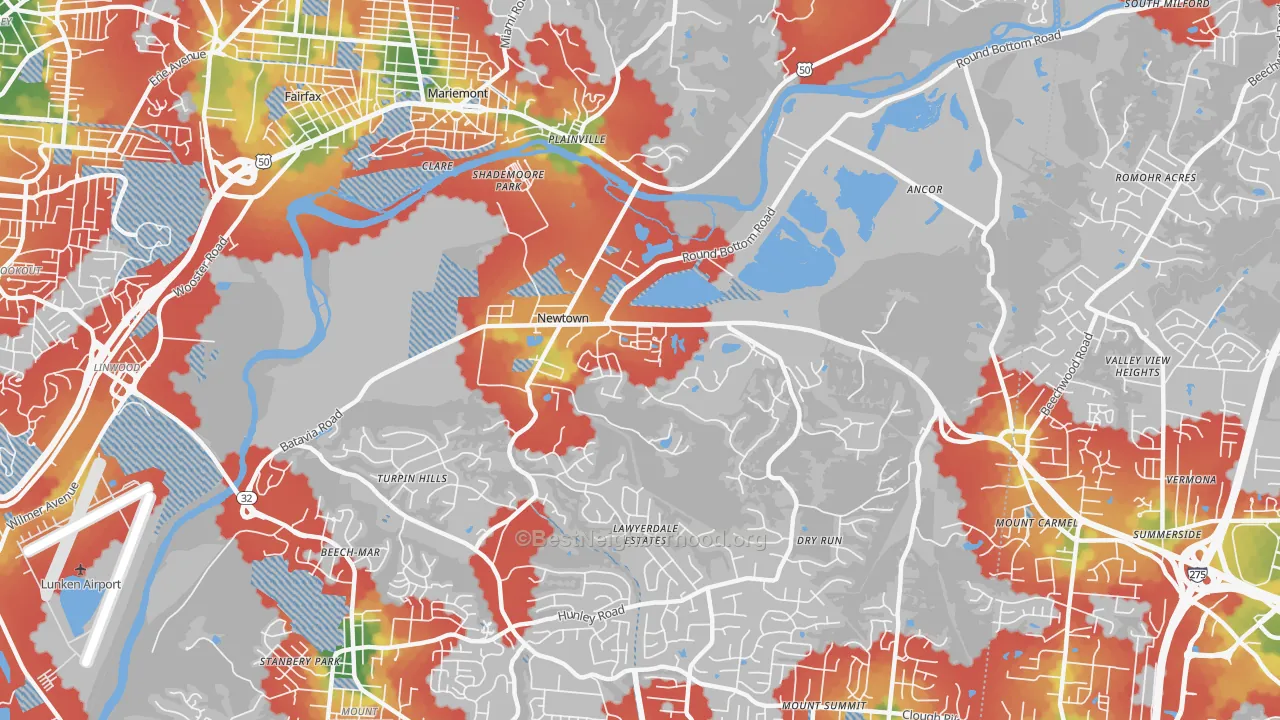 Walk Grade map of Newtown, OH, walkable areas in green and car-dependent areas in red
