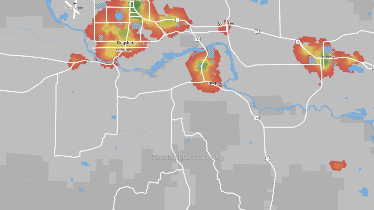 Walk Grade map of Niagara, WI, walkable areas in green and car-dependent areas in red