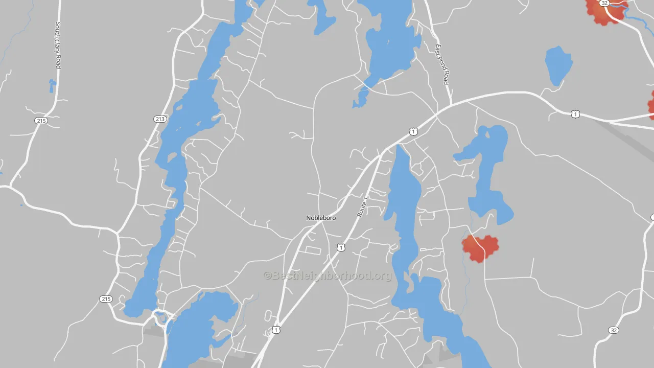 Walk Grade map of Nobleboro, ME, walkable areas in green and car-dependent areas in red