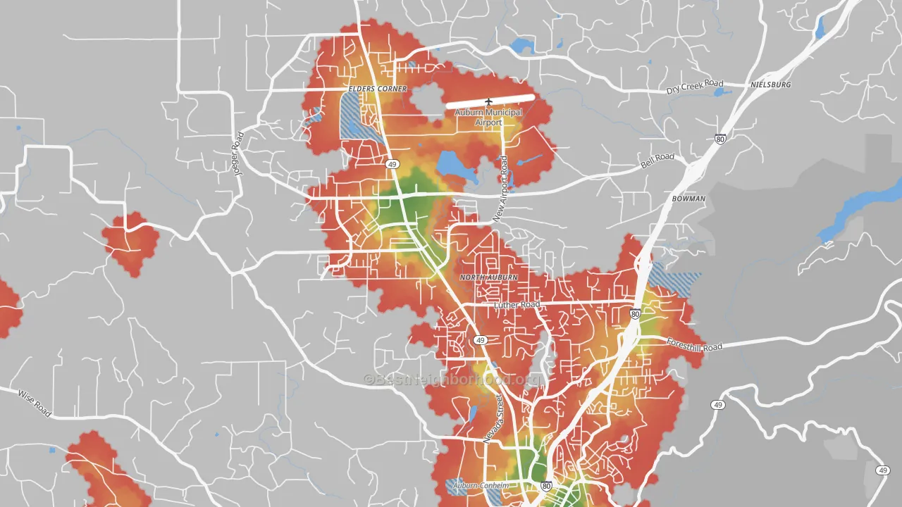 Walk Grade map of North Auburn, CA, walkable areas in green and car-dependent areas in red