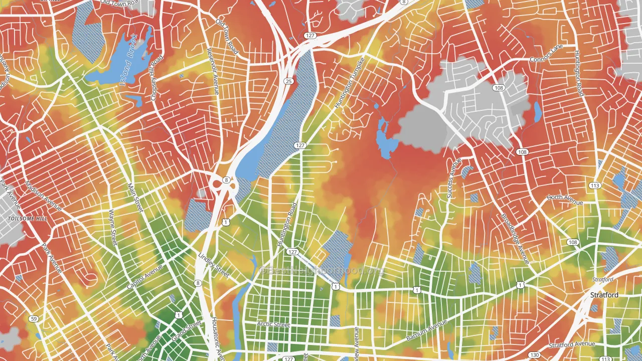 Walk Grade map of North Bridgeport, Bridgeport, CT, walkable areas in green and car-dependent areas in red