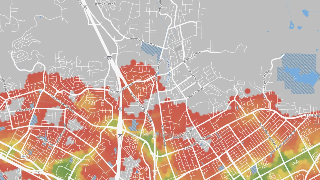 Walk Grade map of North Broadway, Escondido, CA, walkable areas in green and car-dependent areas in red