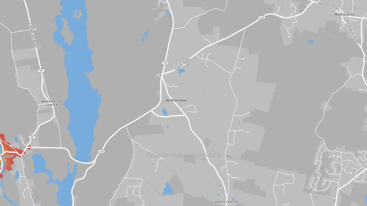 Walk Grade map of North Canton, CT, walkable areas in green and car-dependent areas in red