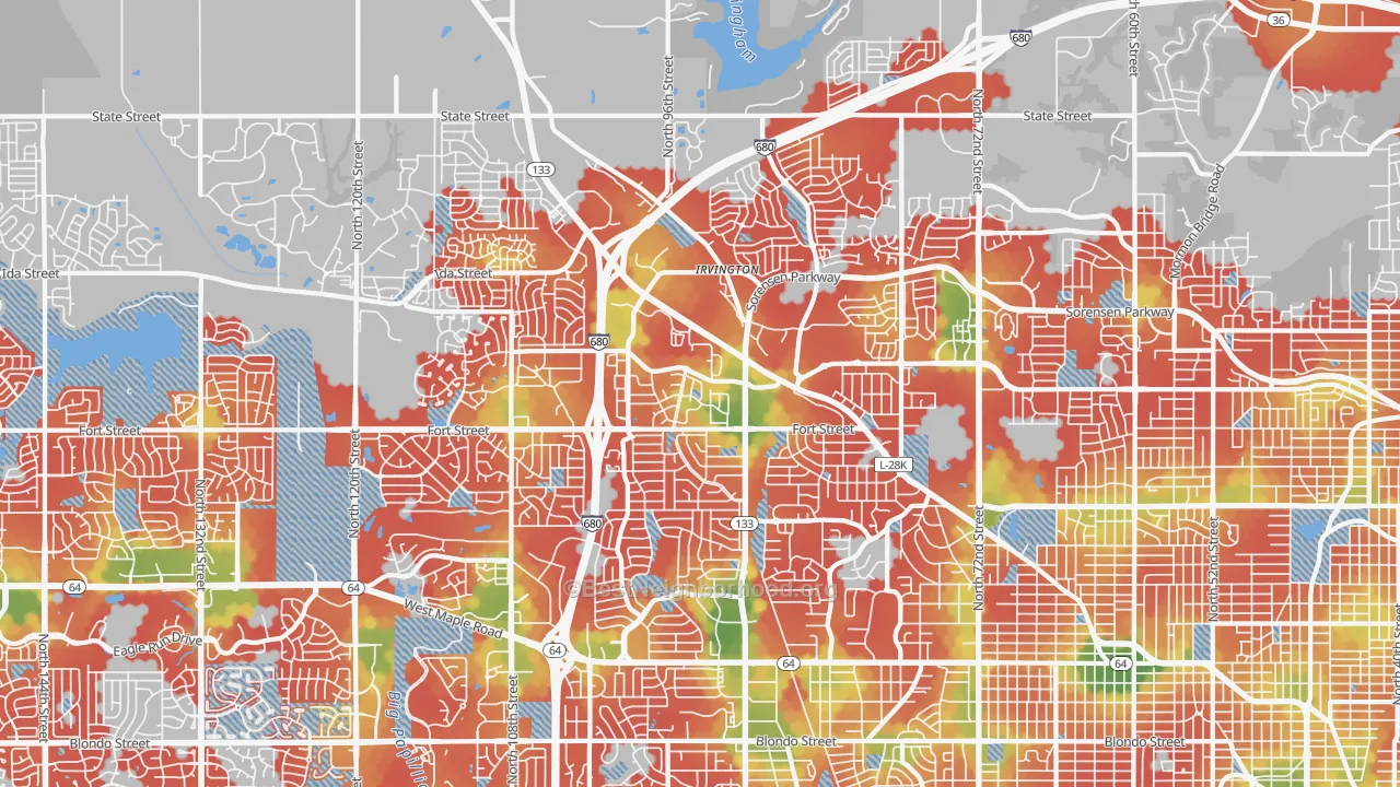 Walk Grade map of North Central Omaha, Omaha, NE, walkable areas in green and car-dependent areas in red
