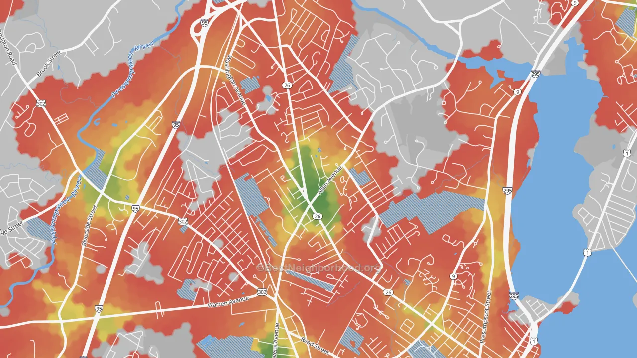 Walk Grade map of North Deering, Portland, ME, walkable areas in green and car-dependent areas in red