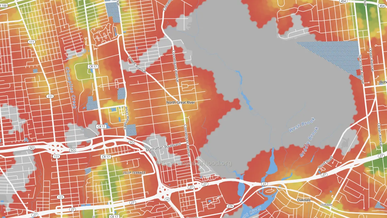 Walk Grade map of North Great River, NY, walkable areas in green and car-dependent areas in red