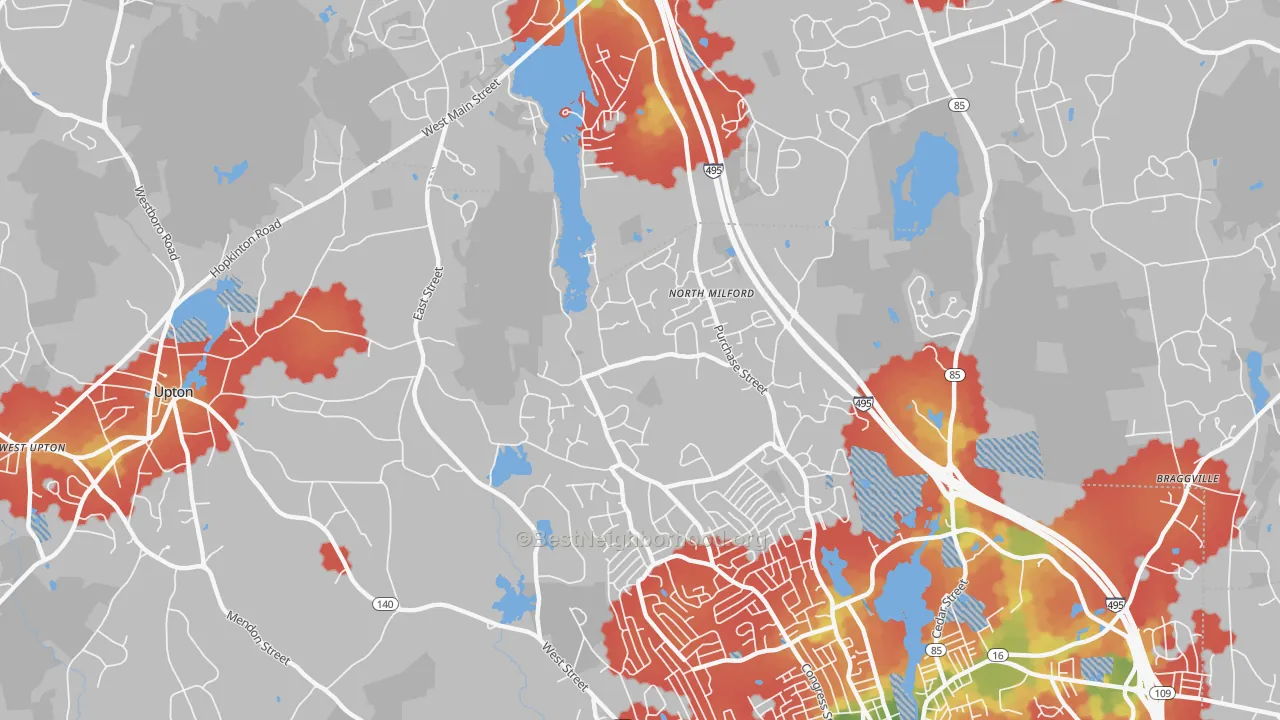 Walk Grade map of North Milford, MA, walkable areas in green and car-dependent areas in red