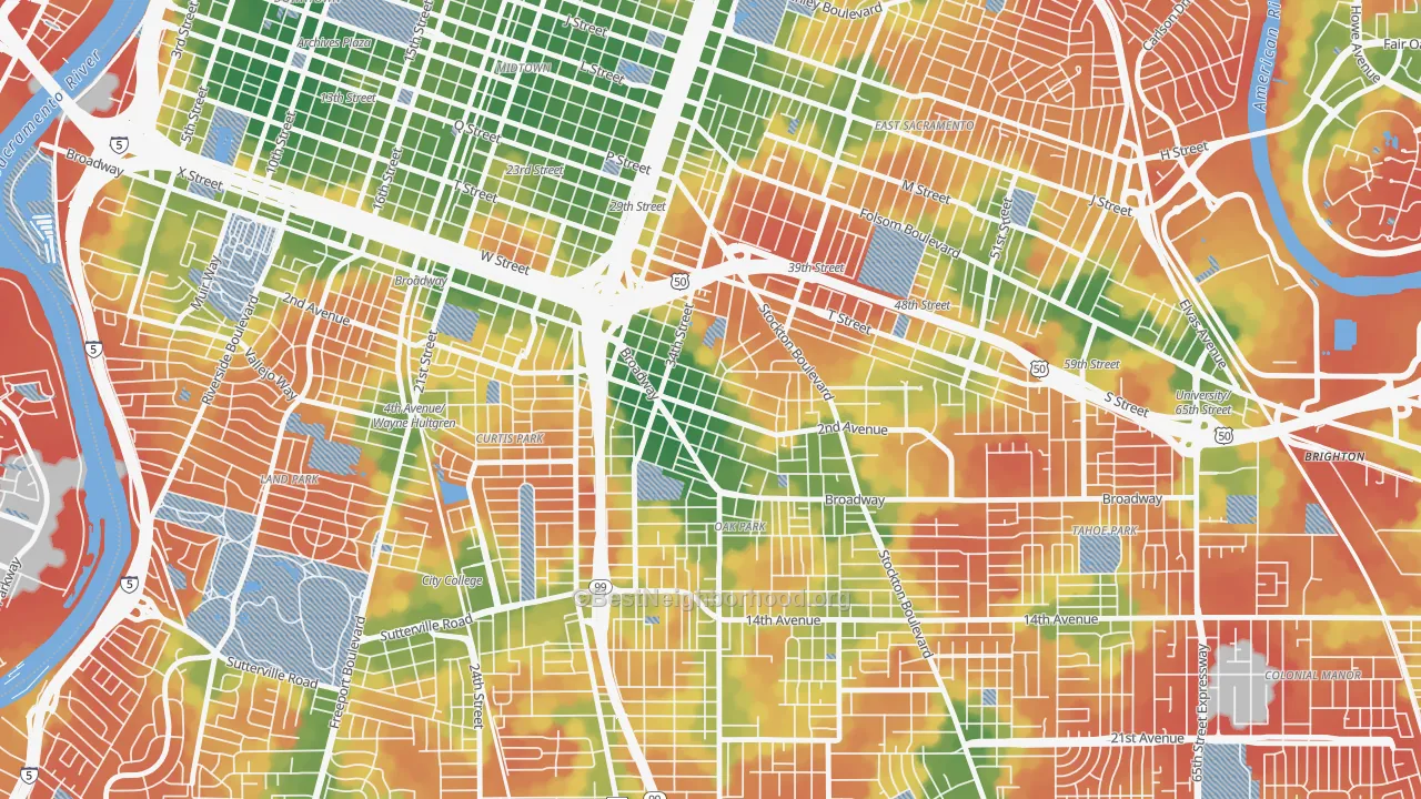 Walk Grade map of North Oak Park, Sacramento, CA, walkable areas in green and car-dependent areas in red