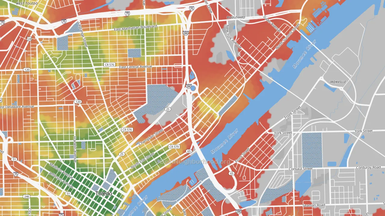 Walk Grade map of North River, Toledo, OH, walkable areas in green and car-dependent areas in red