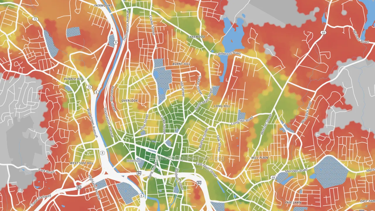 Walk Grade map of North Square, Waterbury, CT, walkable areas in green and car-dependent areas in red