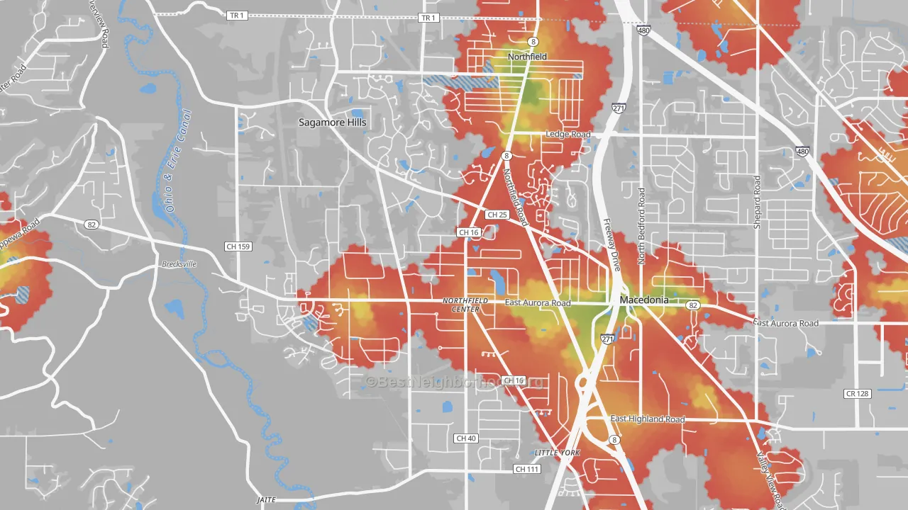 Walk Grade map of Northfield, OH, walkable areas in green and car-dependent areas in red