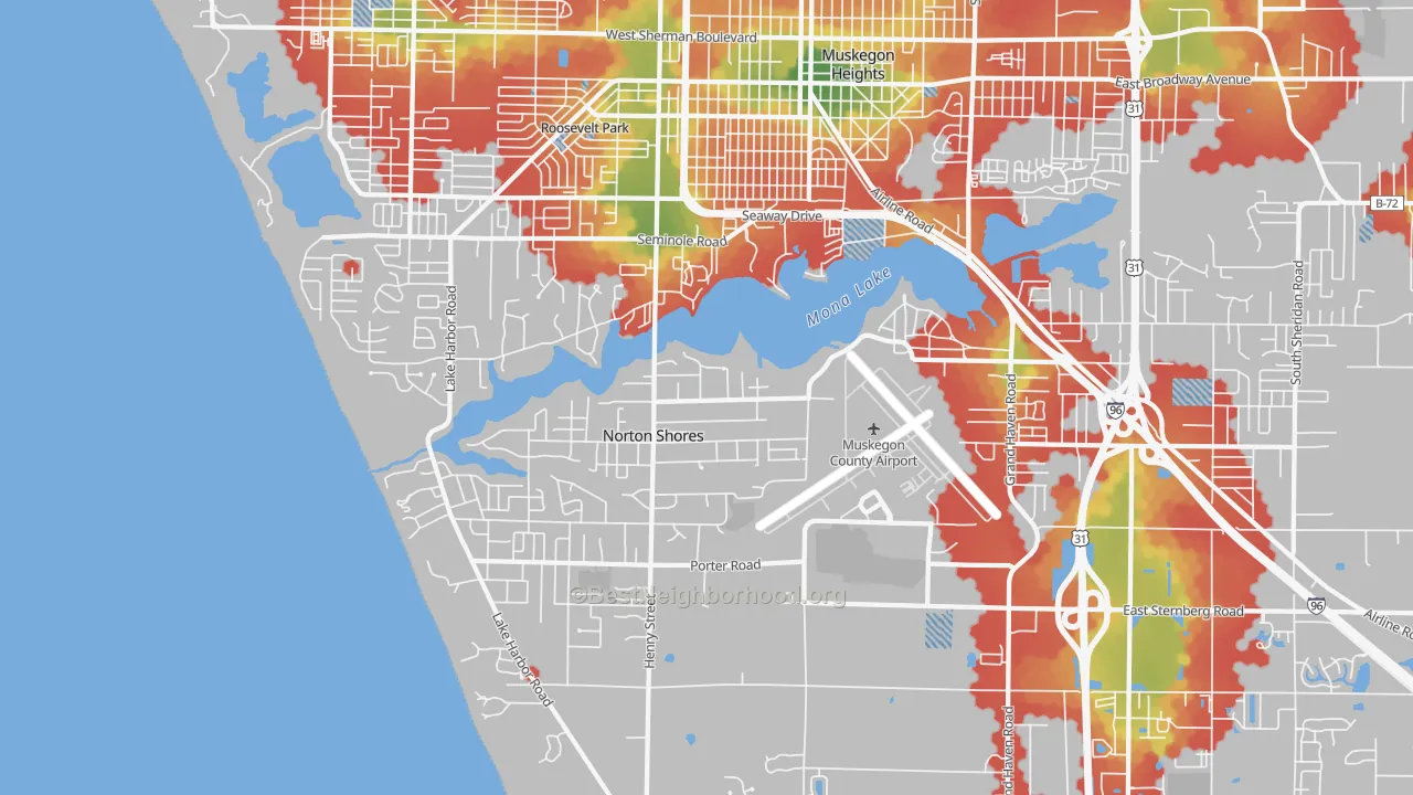 Walk Grade map of Norton Shores, MI, walkable areas in green and car-dependent areas in red