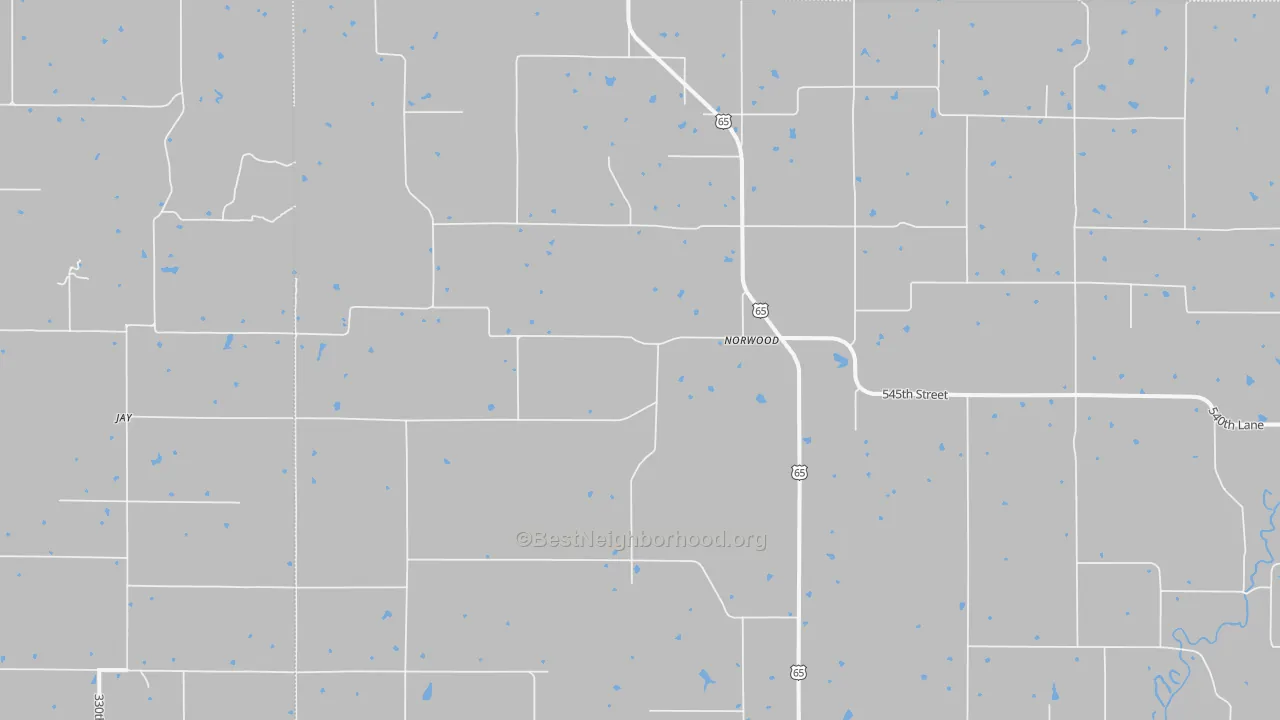Walk Grade map of Norwood, IA, walkable areas in green and car-dependent areas in red