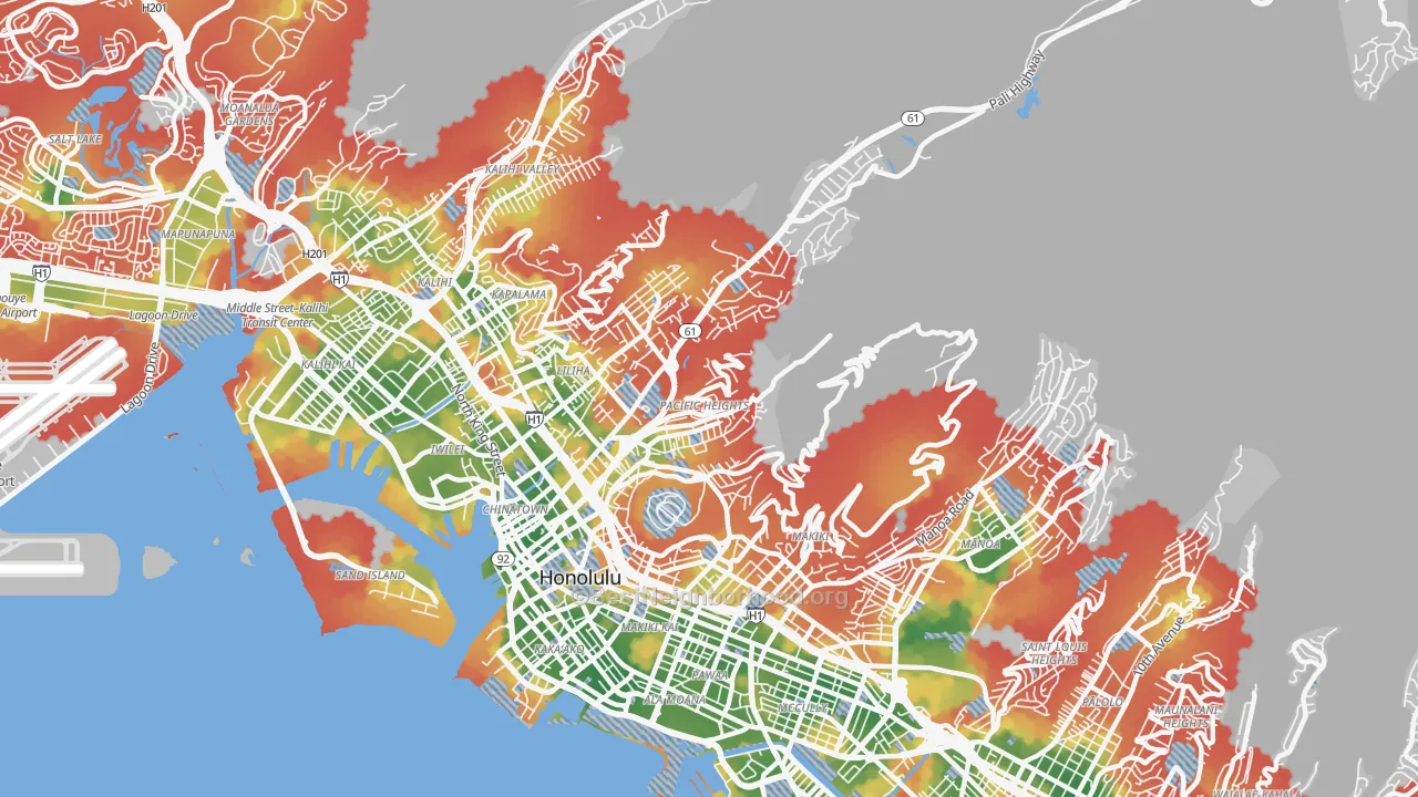 Walk Grade map of Nuuanu-Punchbowl, Honolulu, HI, walkable areas in green and car-dependent areas in red