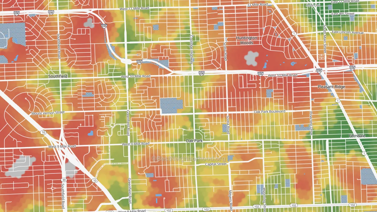 Walk Grade map of Oak Park, MI, walkable areas in green and car-dependent areas in red