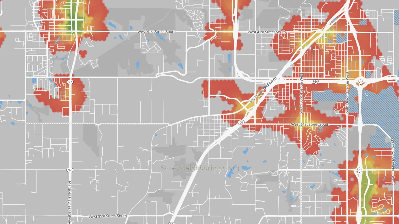 Walk Grade map of Oakhurst, OK, walkable areas in green and car-dependent areas in red
