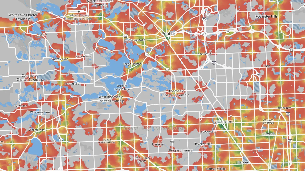 Walk Grade map of Oakland County, MI, walkable areas in green and car-dependent areas in red