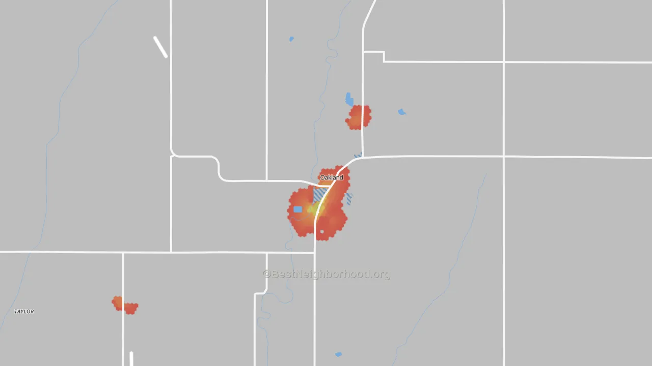 Walk Grade map of Oakland, IA, walkable areas in green and car-dependent areas in red