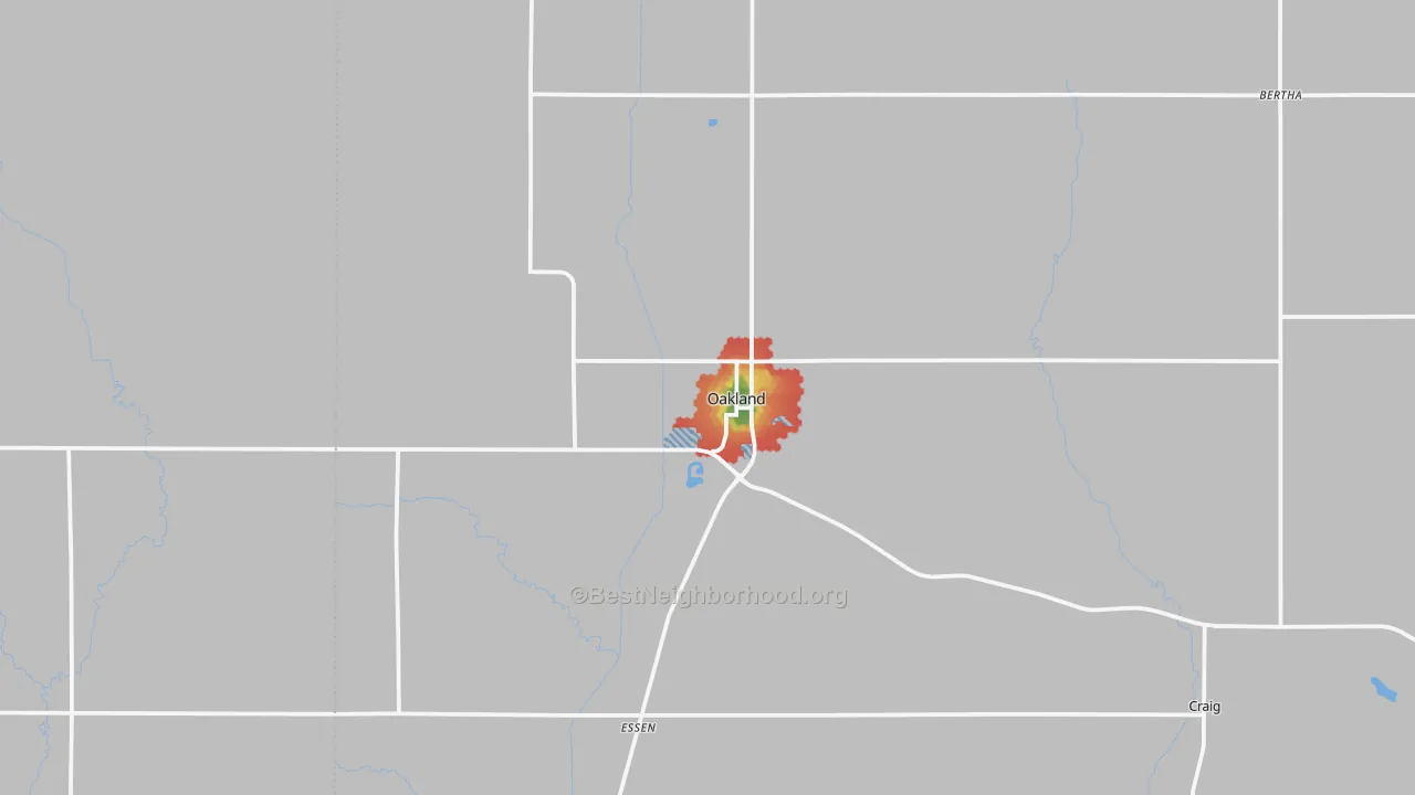 Walk Grade map of Oakland, NE, walkable areas in green and car-dependent areas in red