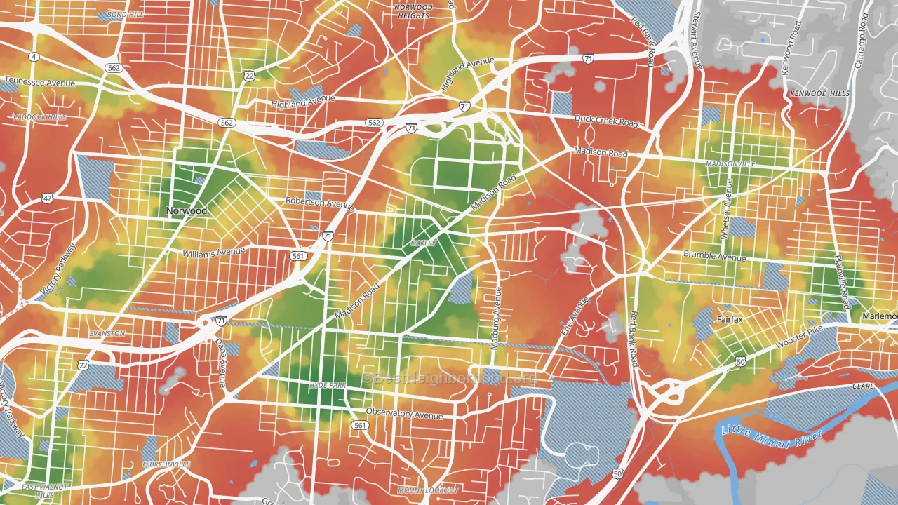 Walk Grade map of Oakley, Cincinnati, OH, walkable areas in green and car-dependent areas in red