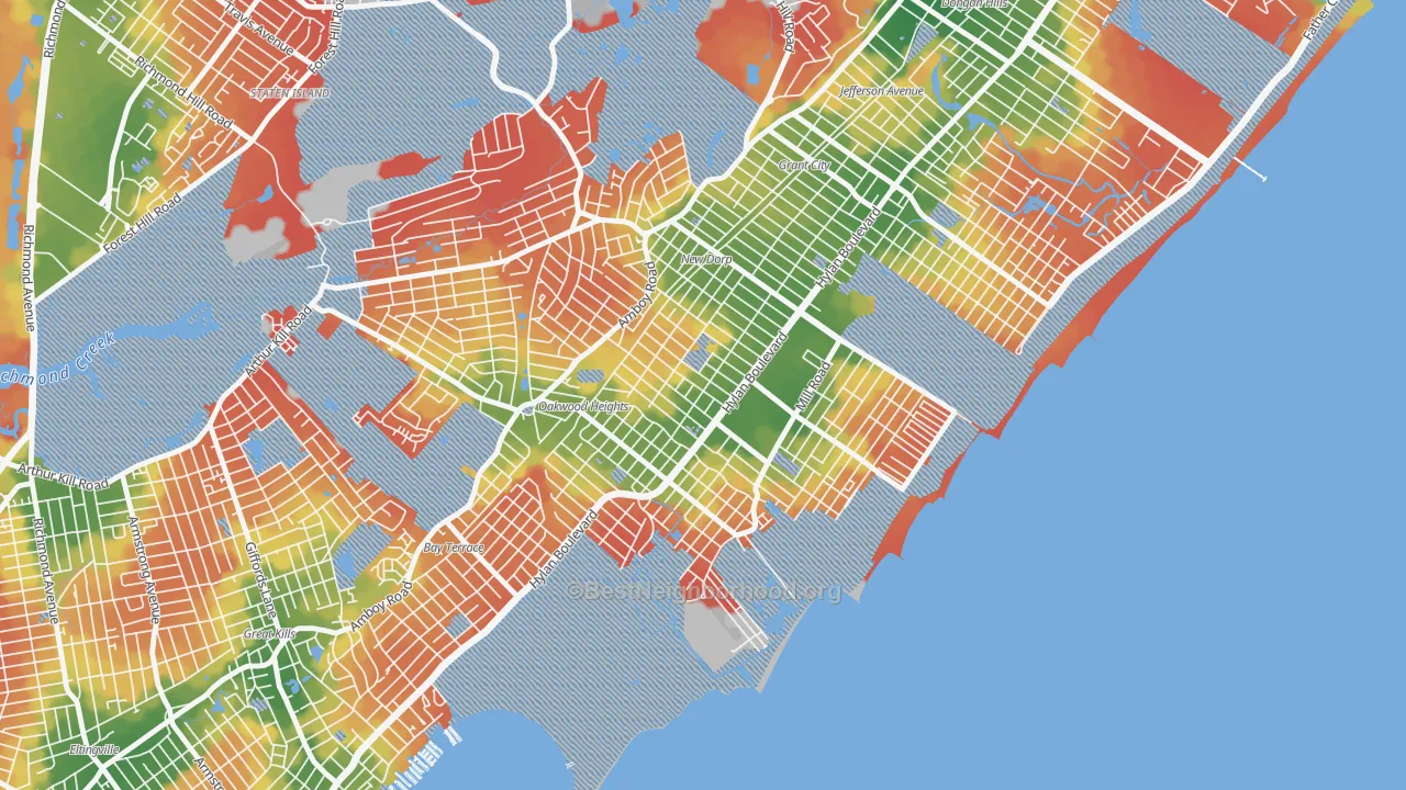 Walk Grade map of Oakwood, Staten Island, NY, walkable areas in green and car-dependent areas in red