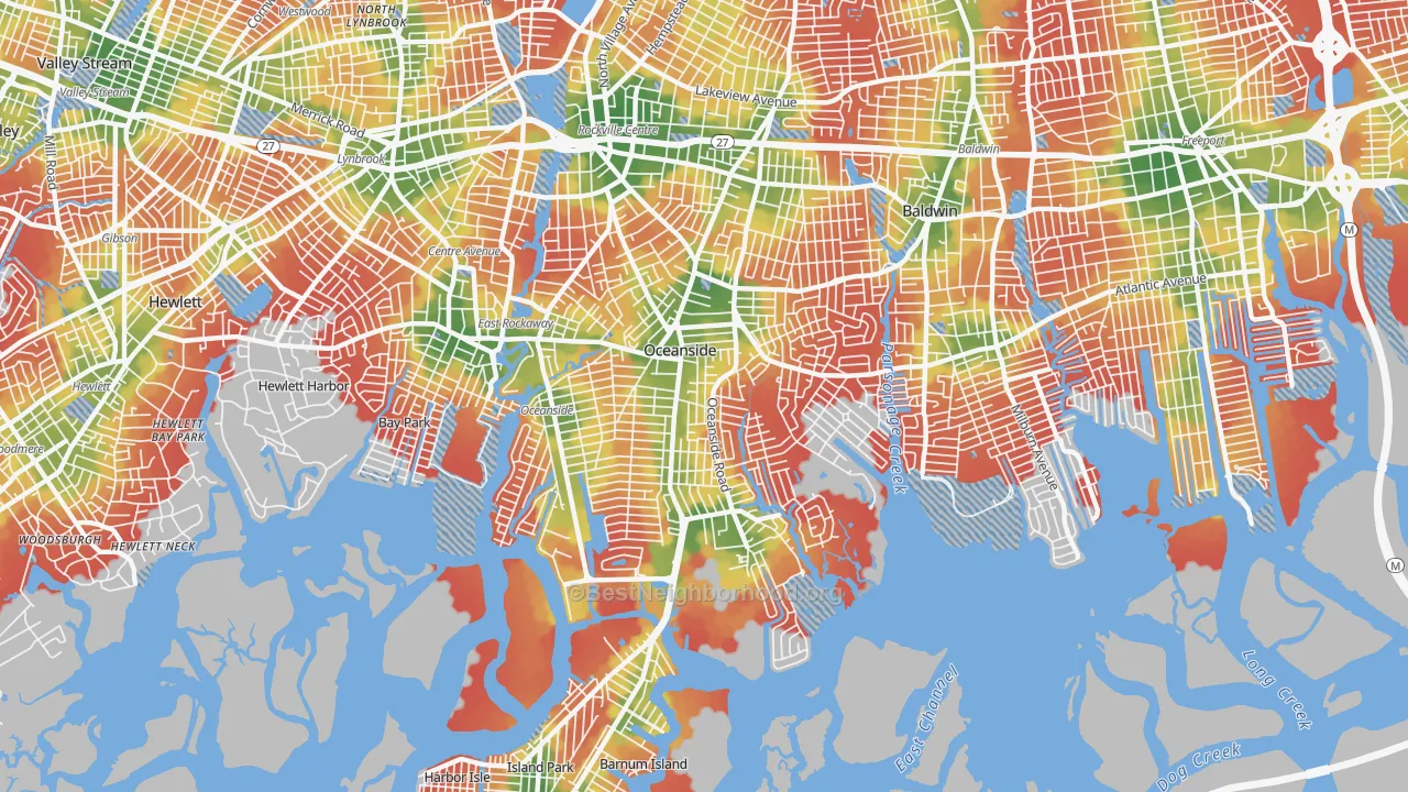 Walk Grade map of Oceanside, NY, walkable areas in green and car-dependent areas in red