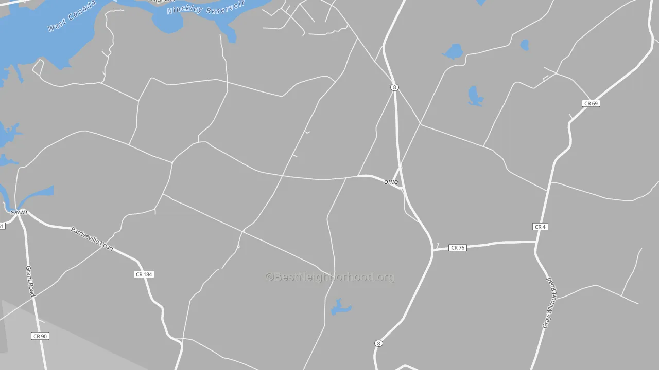 Walk Grade map of Ohio, NY, walkable areas in green and car-dependent areas in red