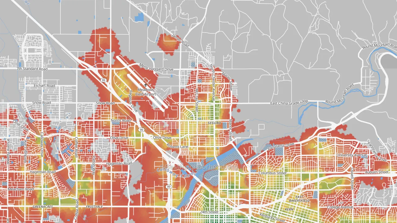 Walk Grade map of Oildale, CA, walkable areas in green and car-dependent areas in red