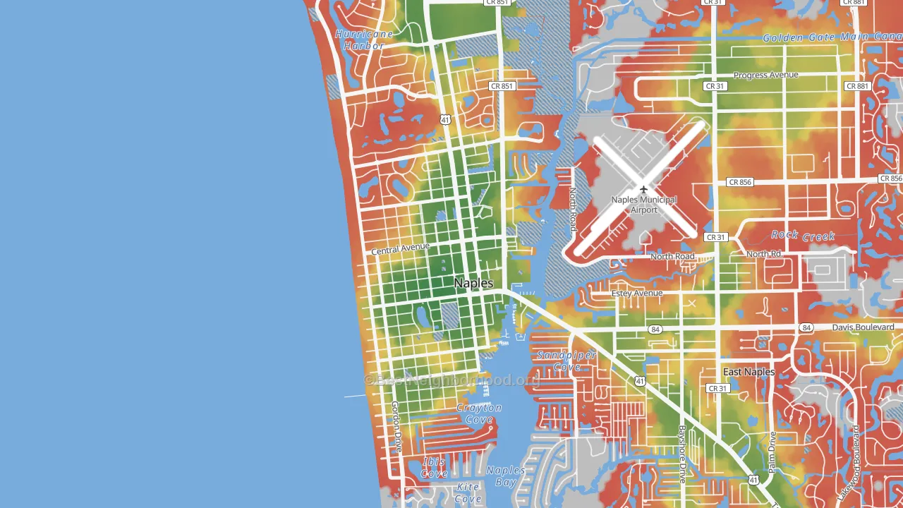 Walk Grade map of Old Naples, Naples, FL, walkable areas in green and car-dependent areas in red