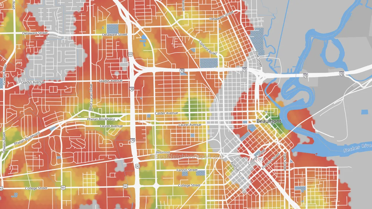 Walk Grade map of Old Town, Beaumont, TX, walkable areas in green and car-dependent areas in red