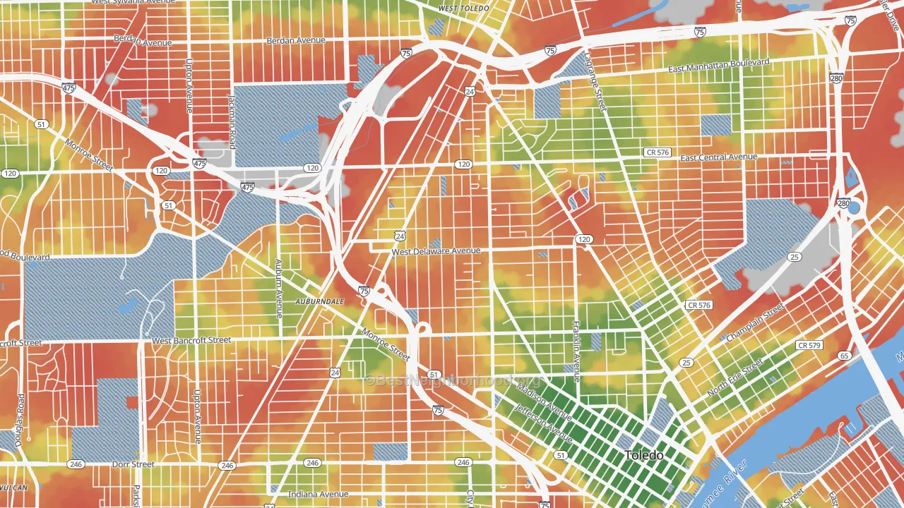 Walk Grade map of Old West End, Toledo, OH, walkable areas in green and car-dependent areas in red